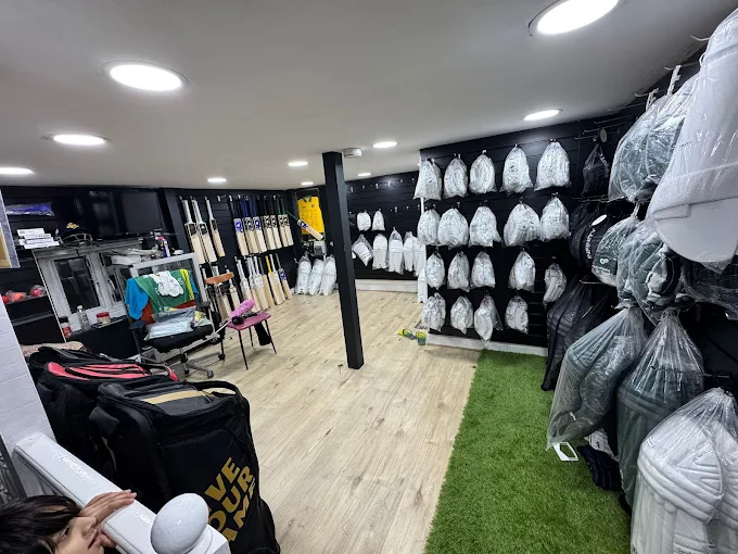 best cricket gloves uk